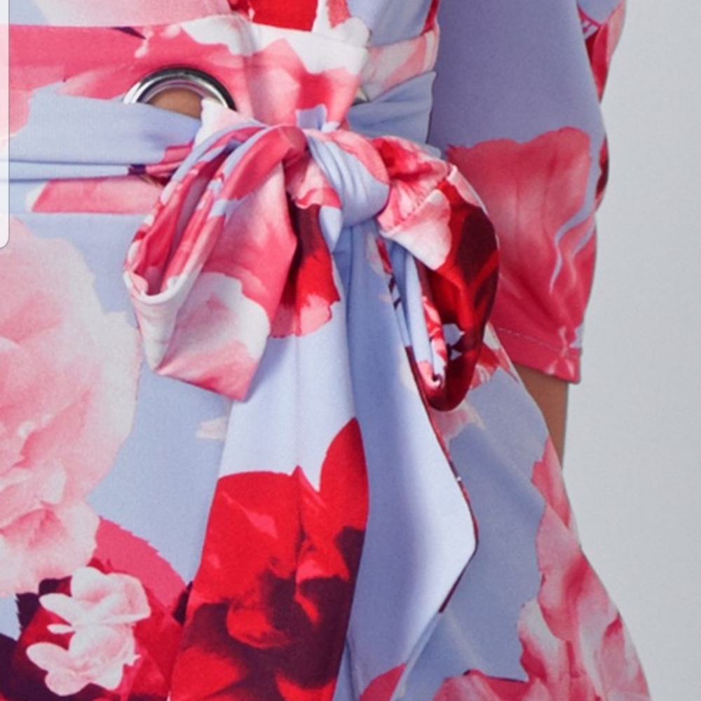 Dress - Picture 4 of 6